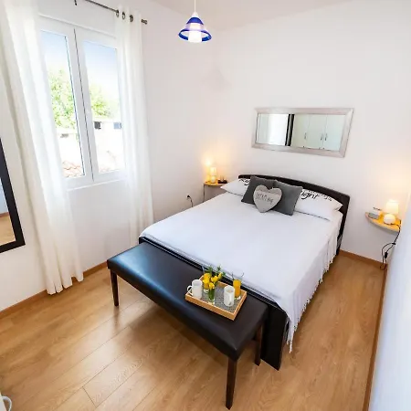 Appartamento In Jasenice 35363