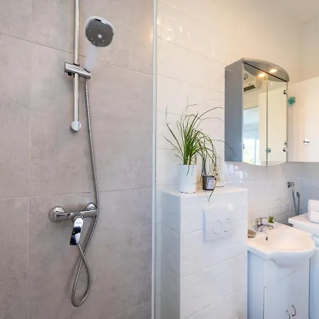 Appartamento In Jasenice 35363