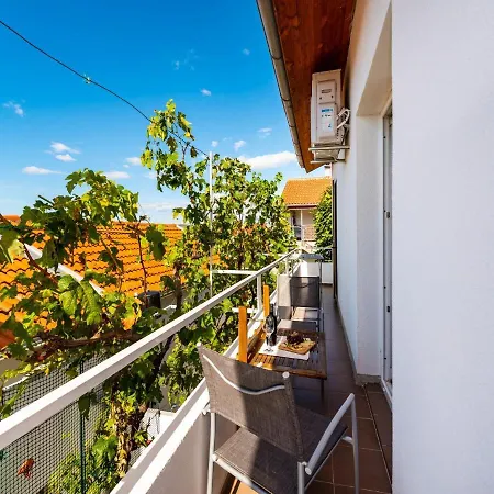 In Jasenice 35363 Appartamento